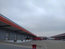 三水西南工业区标准高台仓库35000平米出租可以分租