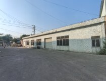 厂房位于霞石工业区主干道边上，好进大货车，大小可分租