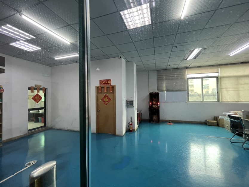 茶山镇塘边工业区原房东超大空地独院厂房出租11每平价格便宜空 茶山镇塘边工业区原房东超大空地独院厂房出租11每平价格便宜空