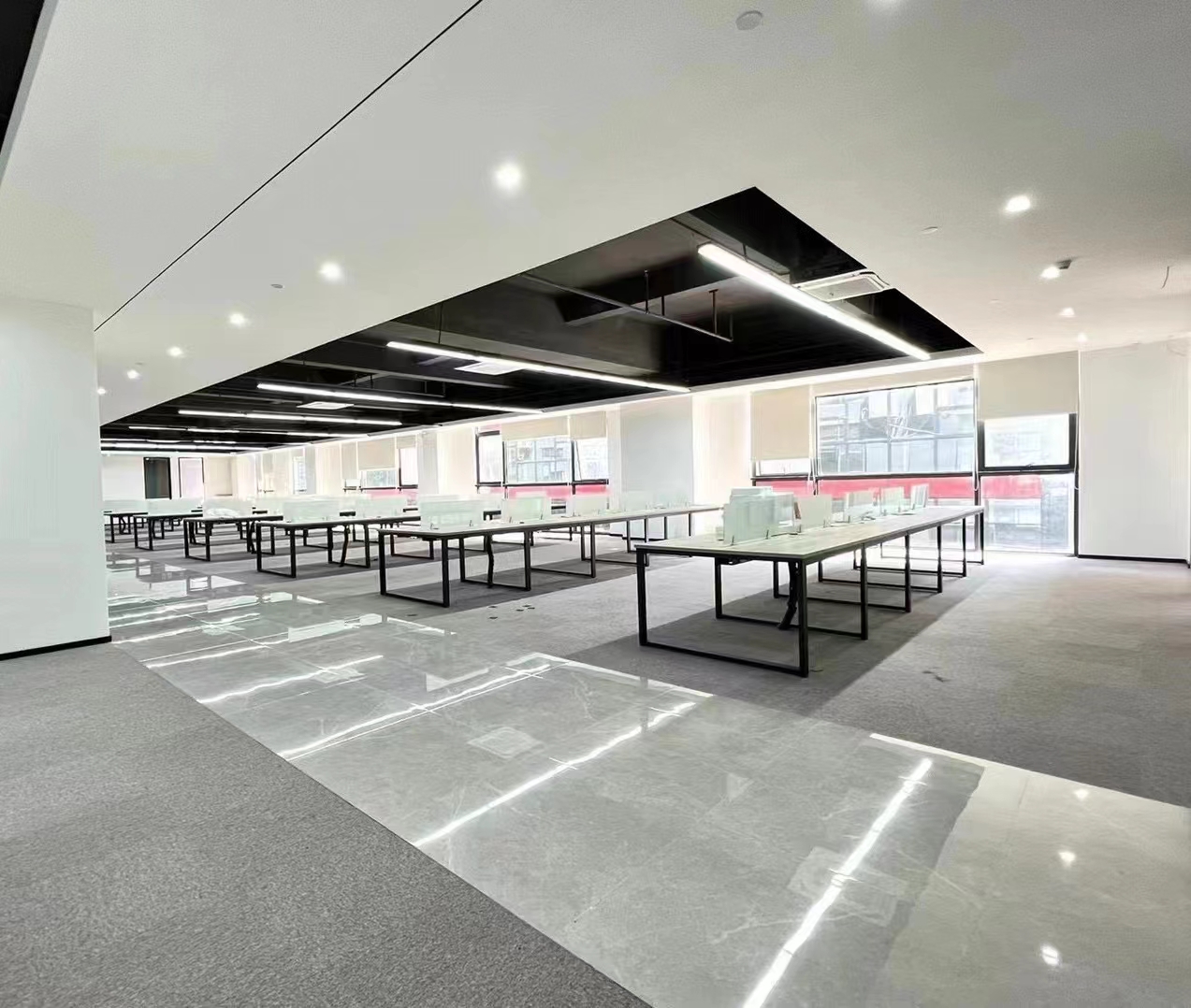 坂田贝尔路500平精装修办公室低价出租 坂田贝尔路500平精装修办公室低价出租