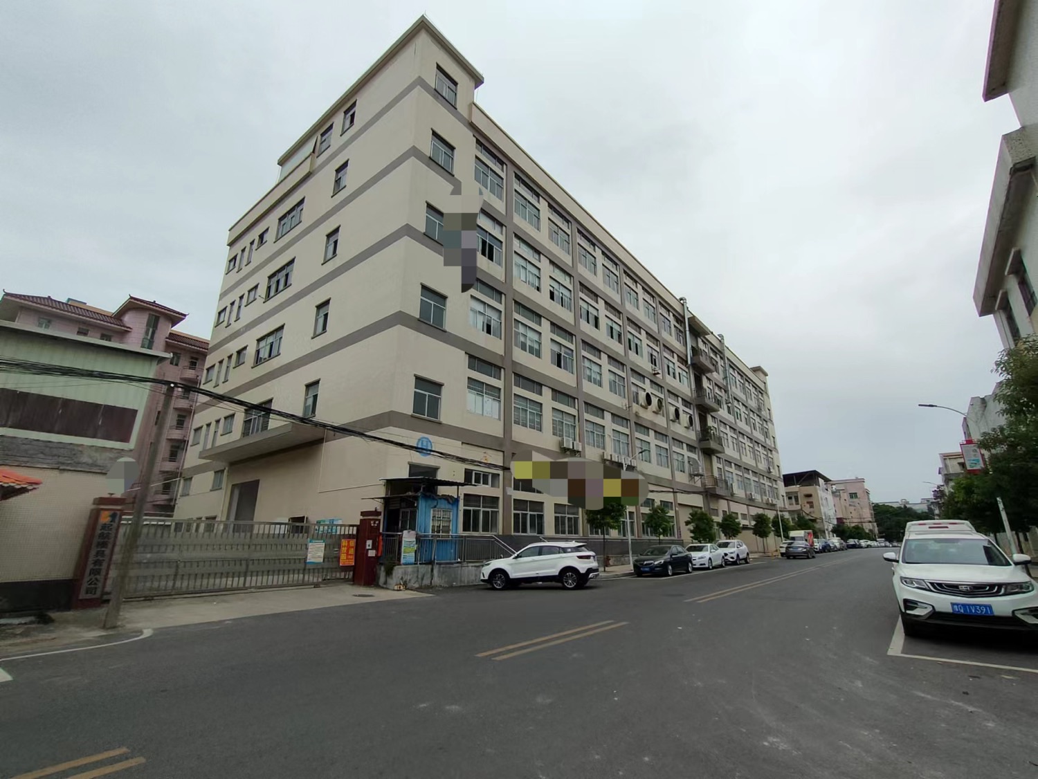 东莞市！东坑镇！独门独院！没有宿舍的厂房，实际面积出租