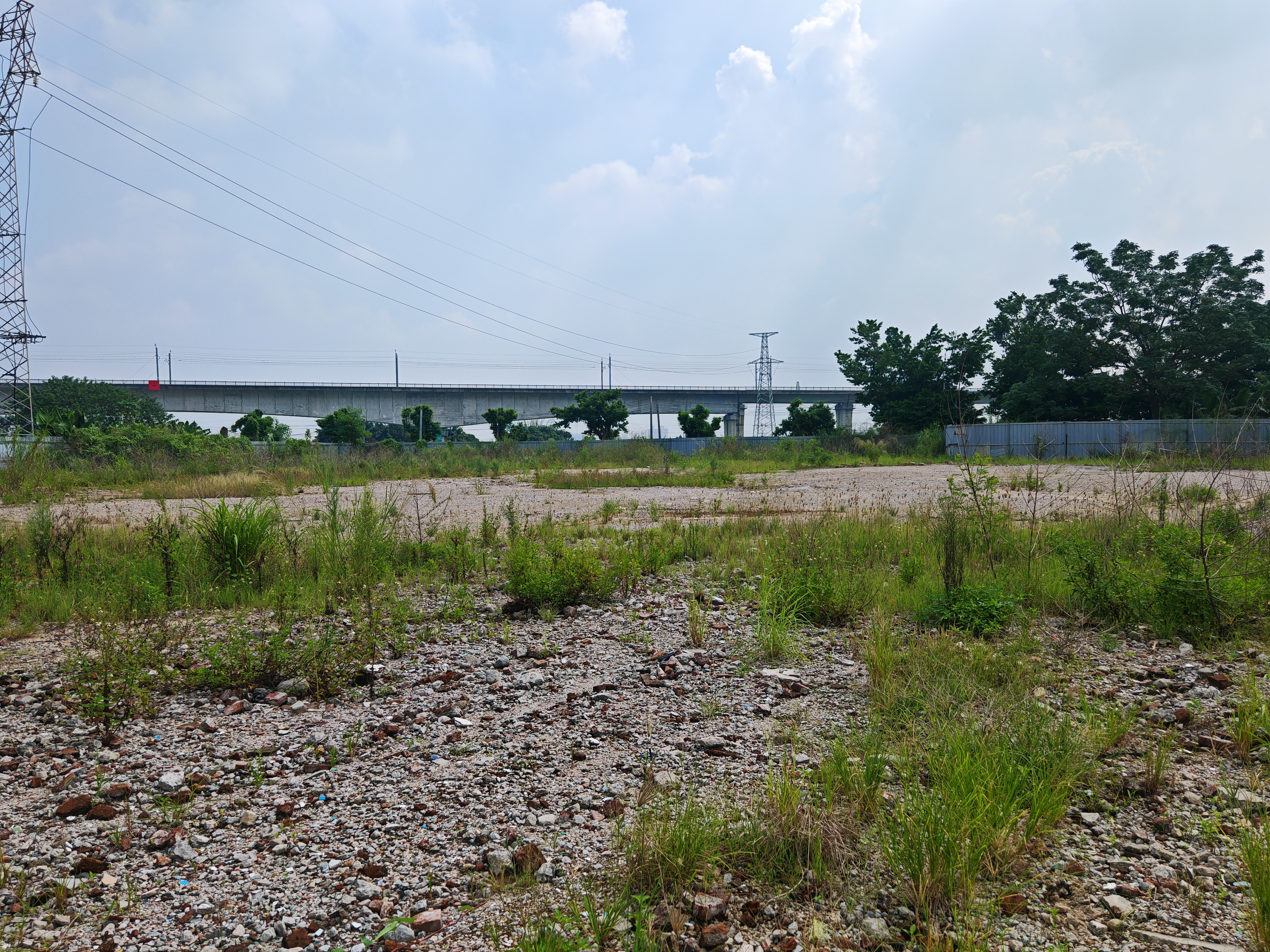 东莞厚街国有一手土地出租50亩可定建厂房可硬化生产大小可分租1