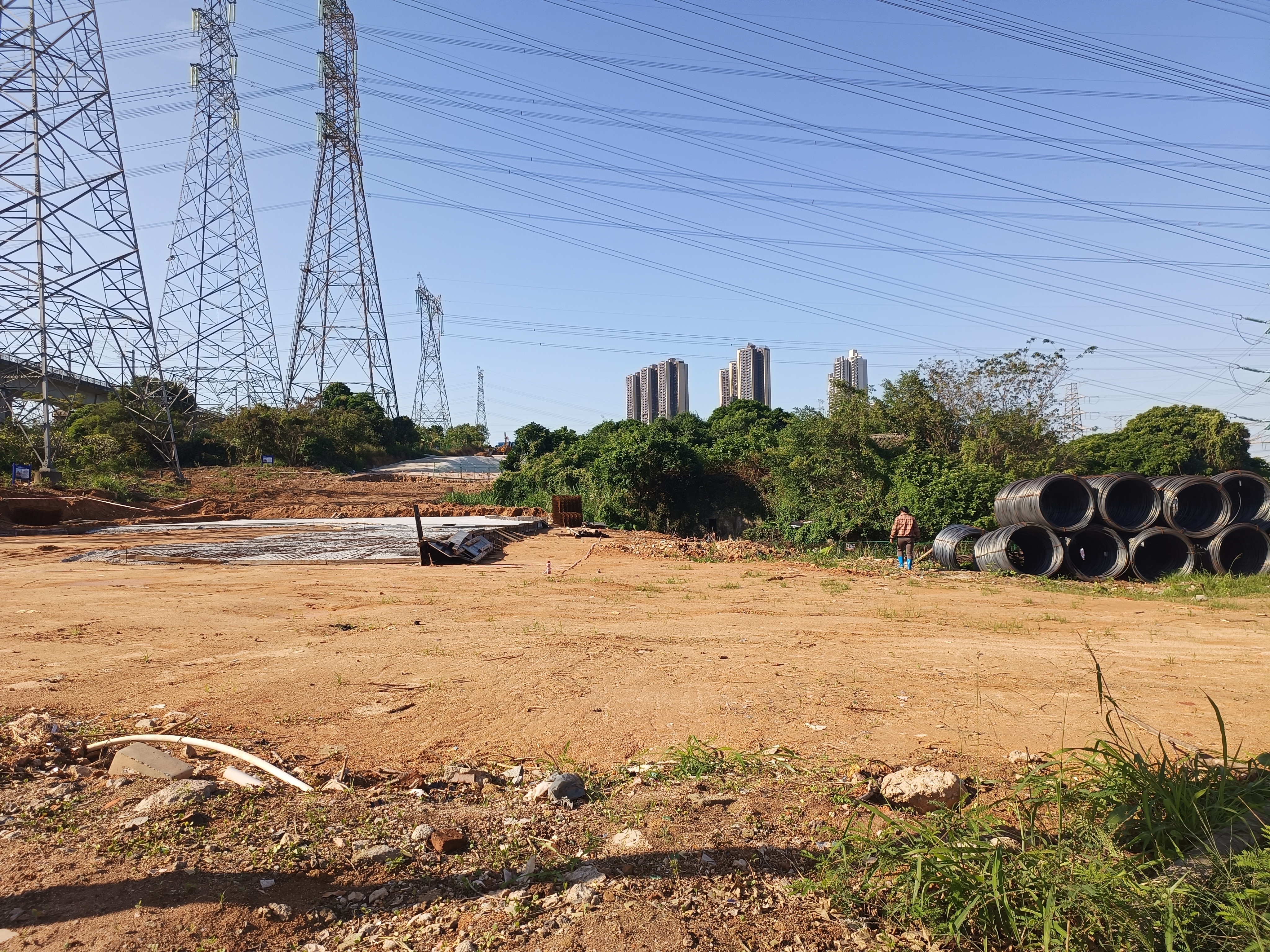 深圳原房东主干道边上50亩空地1