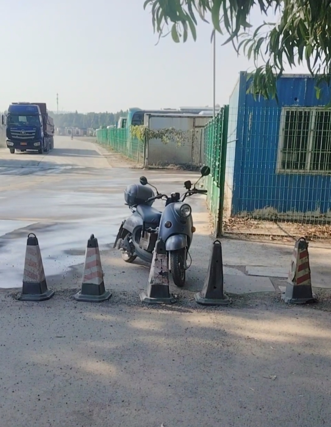 南沙区近大马路，空地大进拖头，路面硬化，近码头可分租，原房东1