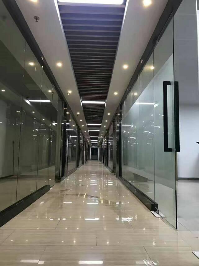 含山县整栋写字楼1万平对外出售,产权清晰,证件齐全