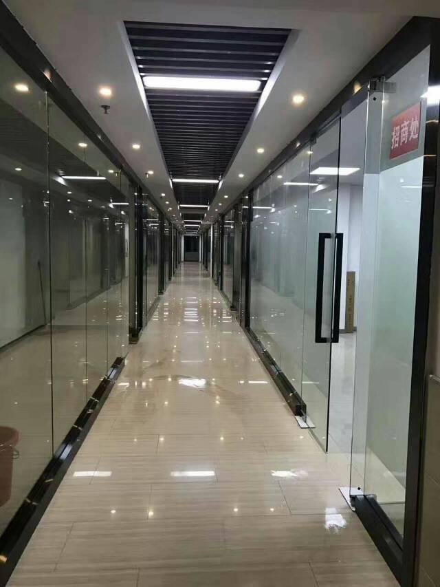 含山县整栋写字楼1万平对外出售,产权清晰,证件齐全