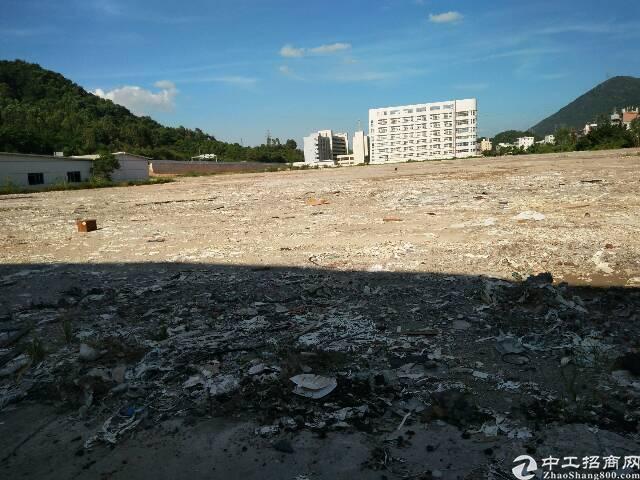 深圳市龙岗区横坪公路那边空地出售1