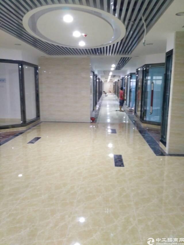 福永沿江高速口精装修写字楼2000㎡出租大小可分