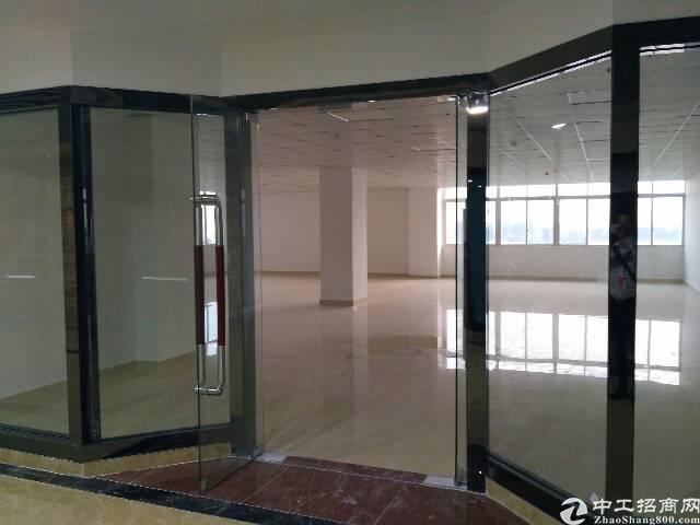 福永沿江高速口精装修写字楼2000㎡出租大小可分
