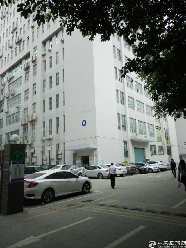 福永桥头地铁口260平方写字楼招租