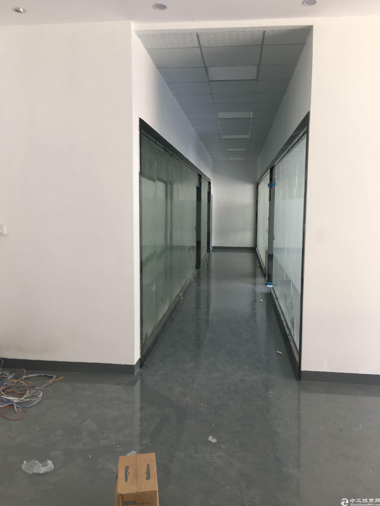 深圳宝安写字楼出租】龙华油松新开盘写字楼带