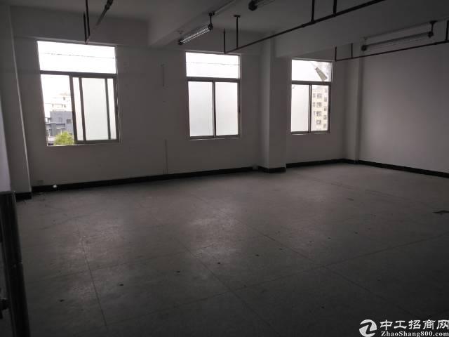 龙胜地铁站精装100平写字楼