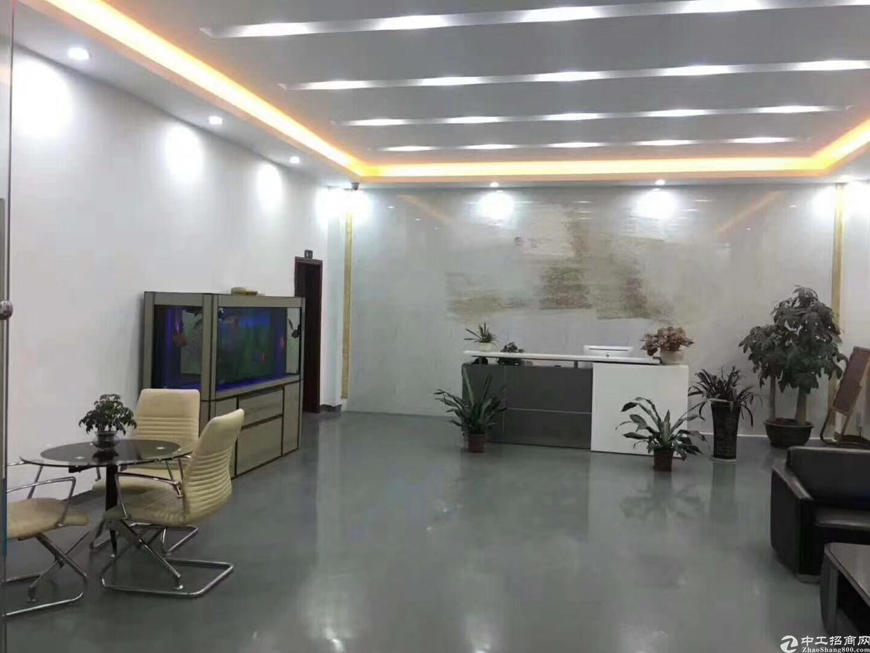 龙华民治地铁站900平精装修写字楼出租,拎包进驻
