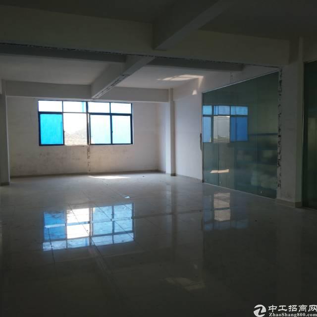 福永桥头观湖写字楼,带装修,面积220,价格优惠