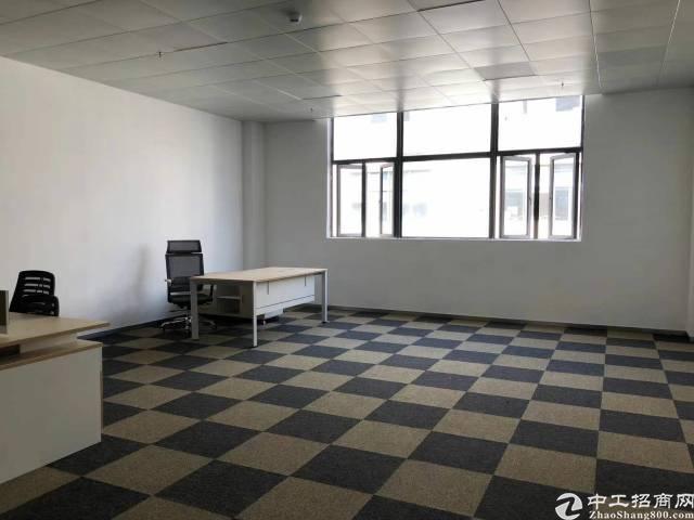 福永新出精装修写字楼35平起租