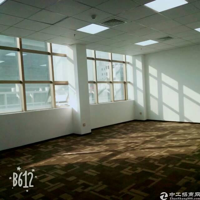 朝向西东好户型写字楼