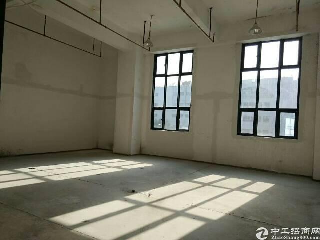 观澜章阁全新写字楼招租大小分租