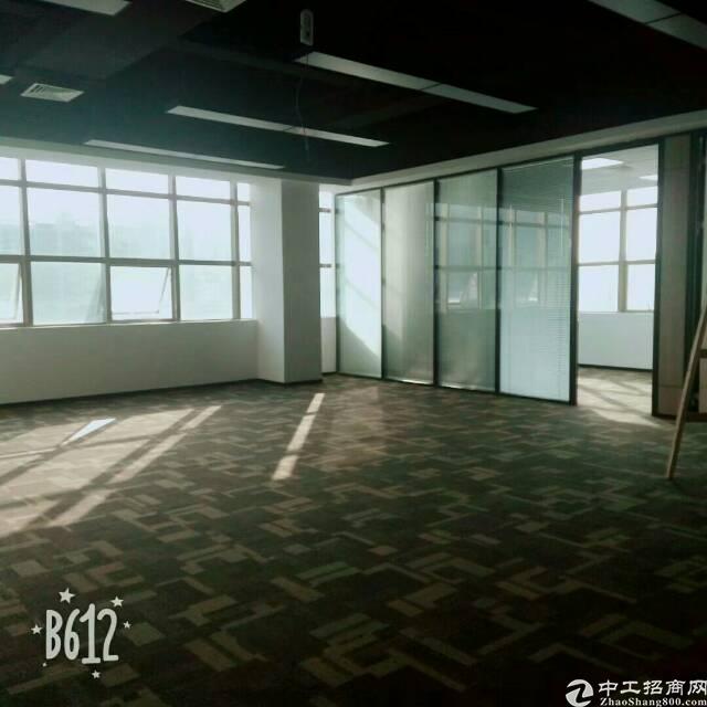 朝向西东好户型写字楼