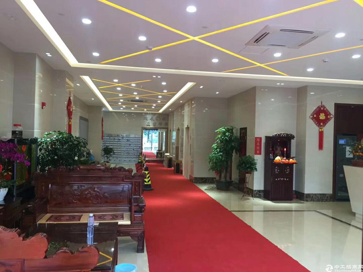 龙岗中心城,精装修甲级写字楼出租价格实惠