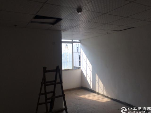 沙井塘尾地铁口附近128平精装修写字楼免中介