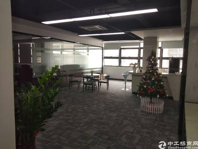 兴东花园式精装修甲级写字楼946平方招租