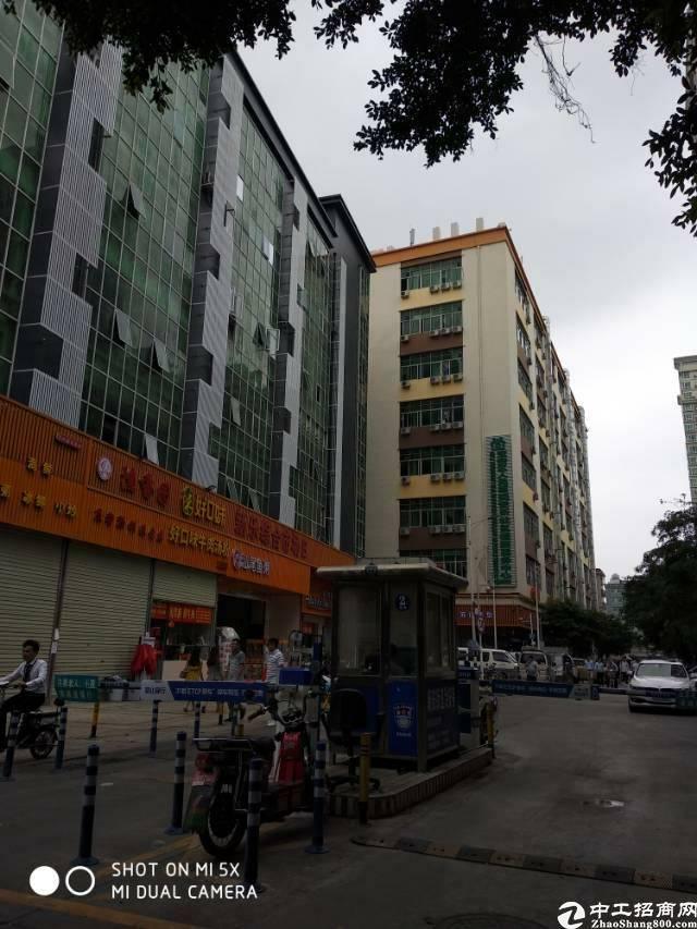 (出租)翻身地铁100米 可办红本租金仅60精装办公室招租
