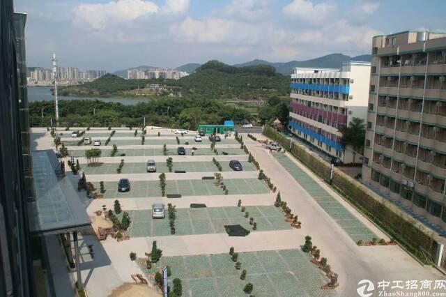 福永地铁口附近新出精装写字楼出租