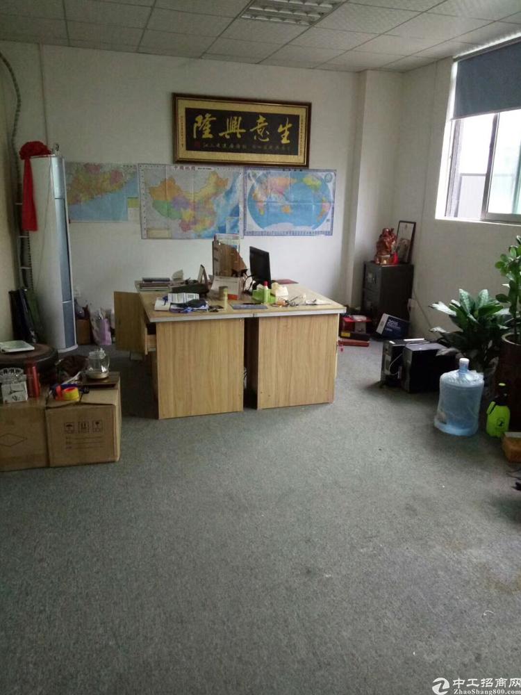 龙华汽车站后面300办公室招租,厂房价格