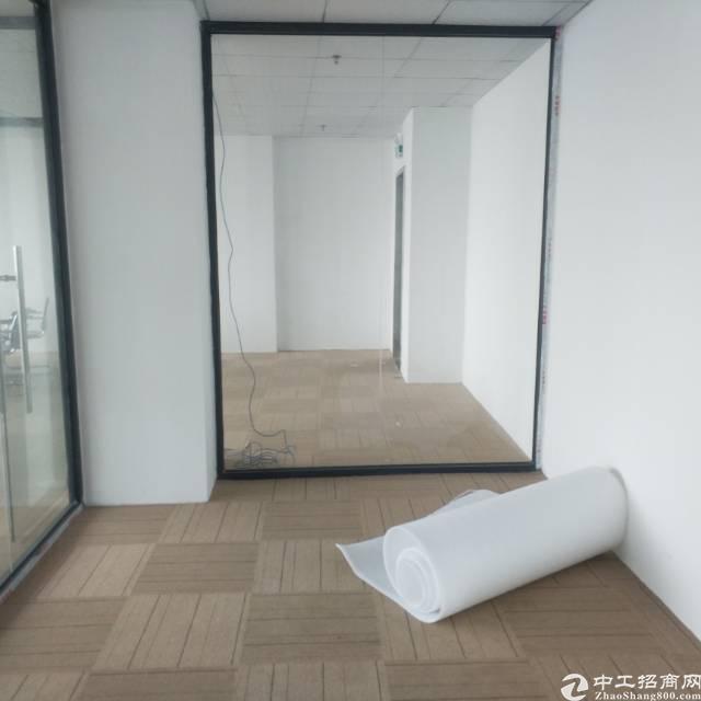 福永地铁口精装写字楼特价出租
