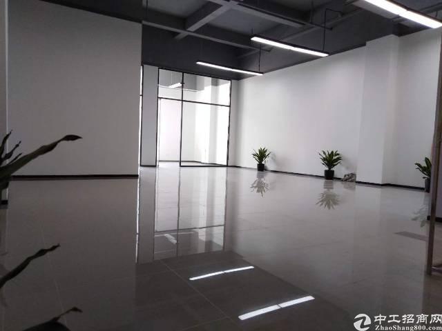 龙华汽车站甲级写字楼出租(大小可分租)