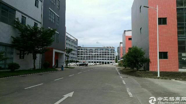 龙岗区 爱联地铁附近 写字楼出租
