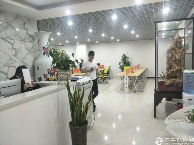 清湖地铁口632面积物业直租