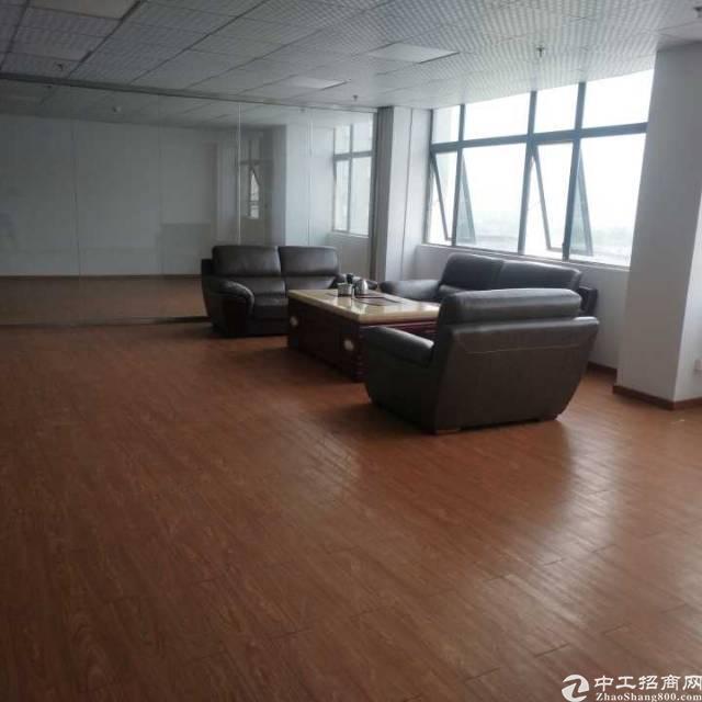 福永凤凰立交桥旁边精装写字楼出租