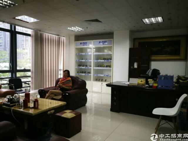龙华新区上塘地铁口精装800㎡写字楼出租