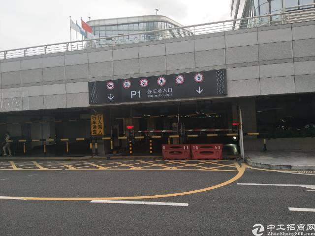 出租福永西乡T3机场简装写字楼停车位充足