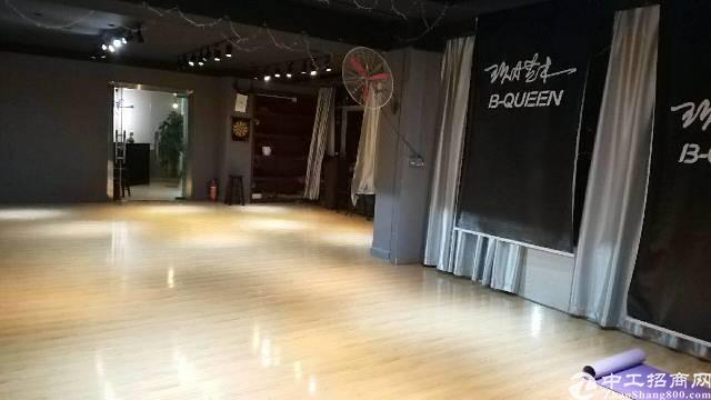 出租松岗精装修舞蹈室380平