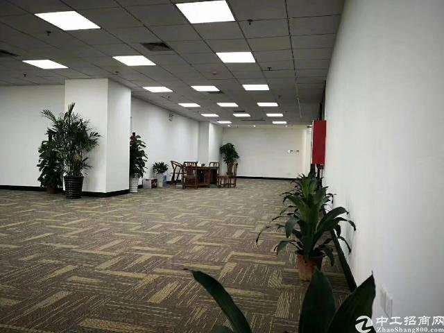 出租福永地铁口精装110平写字楼