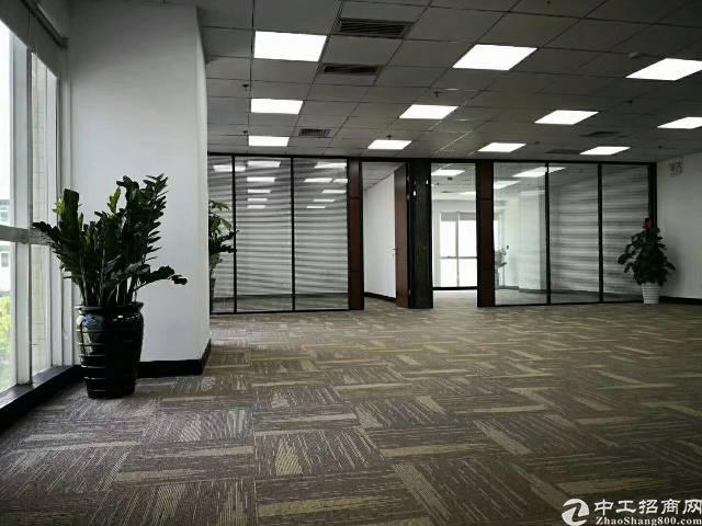 出租福永地铁口精装110平写字楼