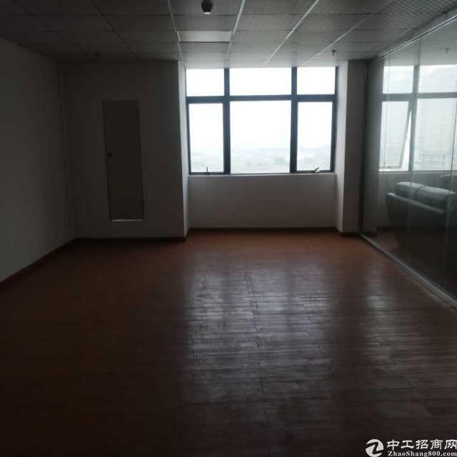 福永凤凰立交桥旁边精装写字楼出租