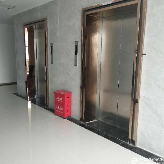 精装修带空调30一100平小面积写字楼出租