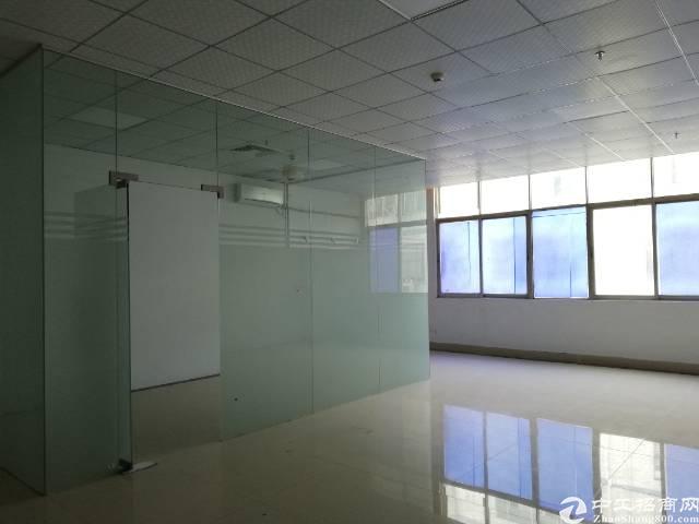 福永宝安大道边电商小仓库130平精装出租