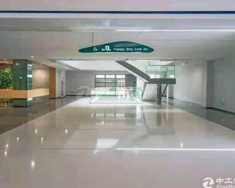 广州天河柯木塱地铁站100米精装修办公室