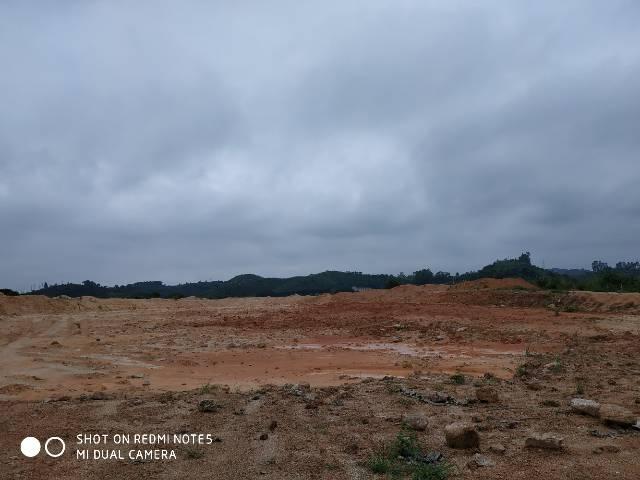 东风村原房东空地两千二百平出租，证件齐全1