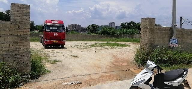 水塔村金龙大道旁空地出租1