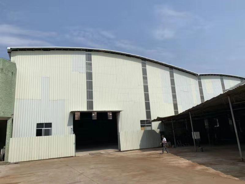 白云区厂房出租 龙归3100方铁皮大棚交通方便易招工 厂房简介:滴水11