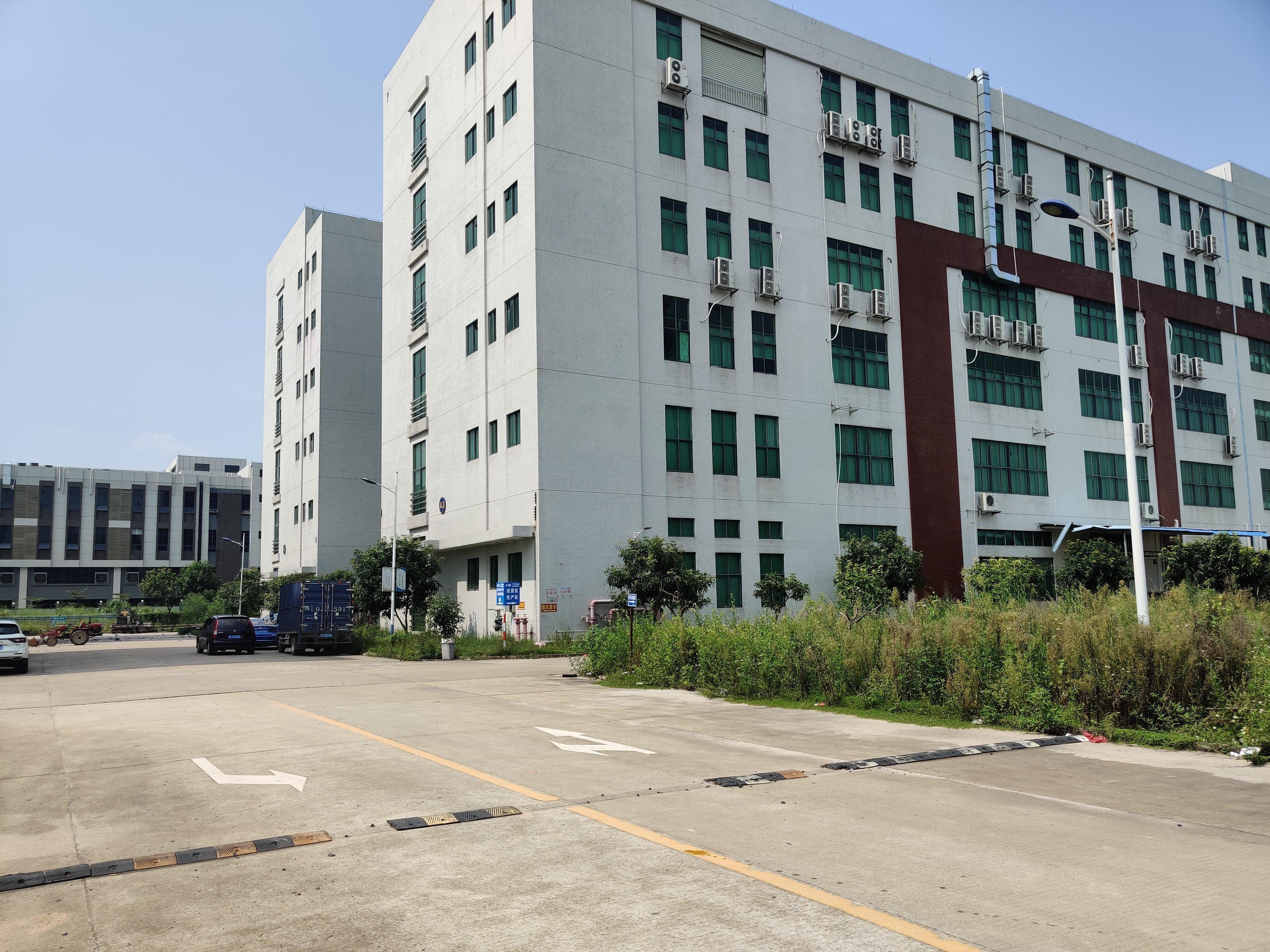 陈江五一大道旁正规工业园楼上现成装修厂房1500平招租