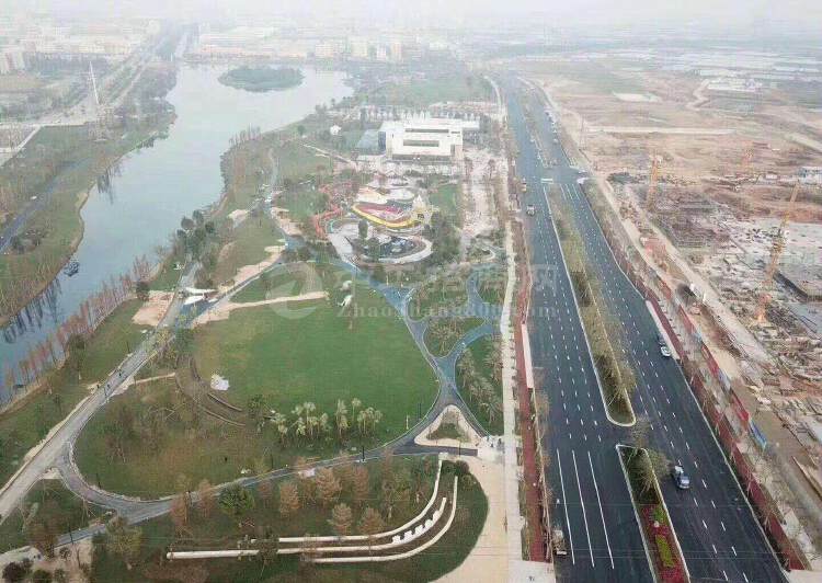 郑州新乡项目30亩起拍，以后电子信息，高端装备为主导产业4