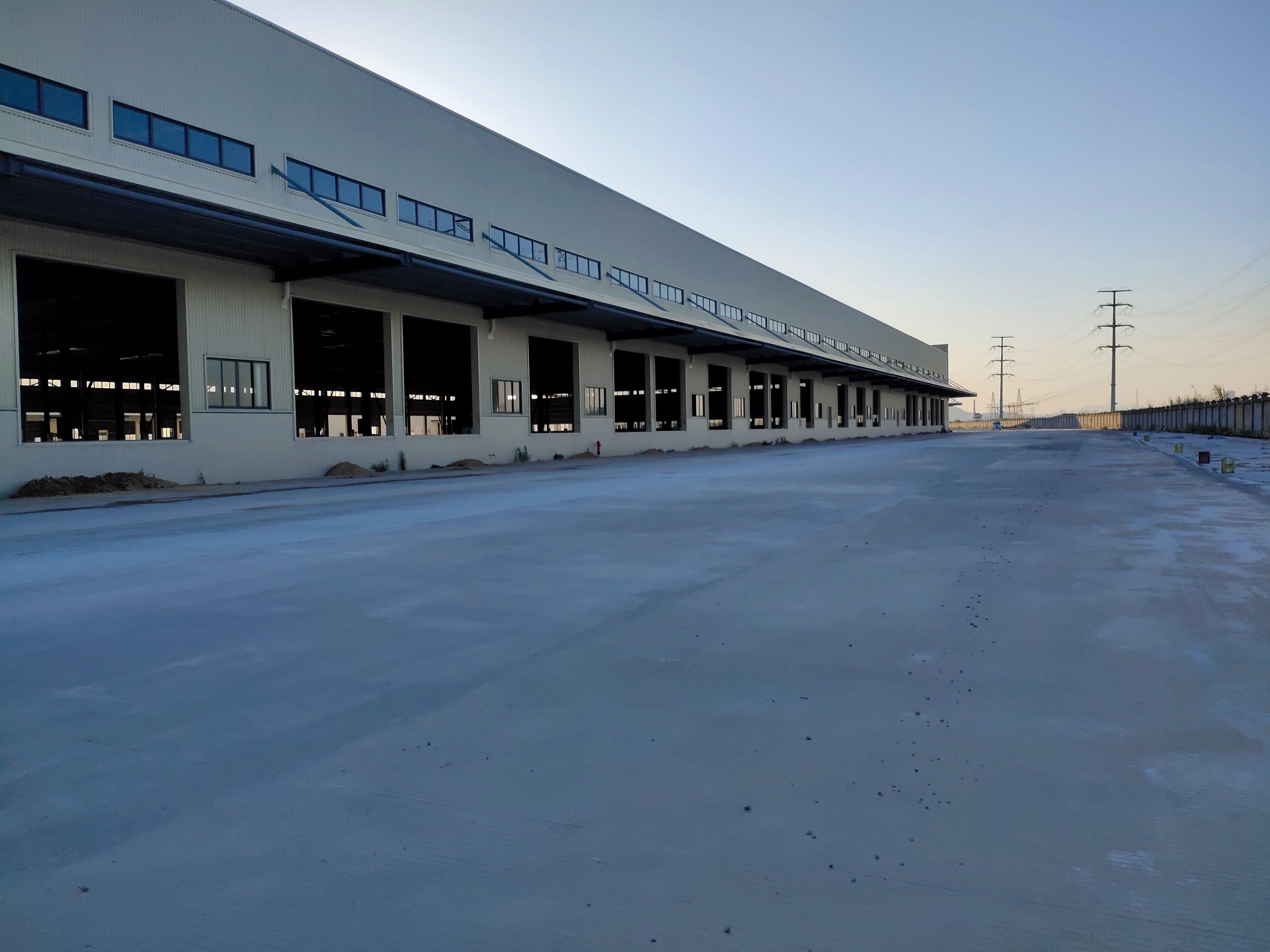 广州番禺化龙镇大型工业园内单层钢结构15万平方厂房分租