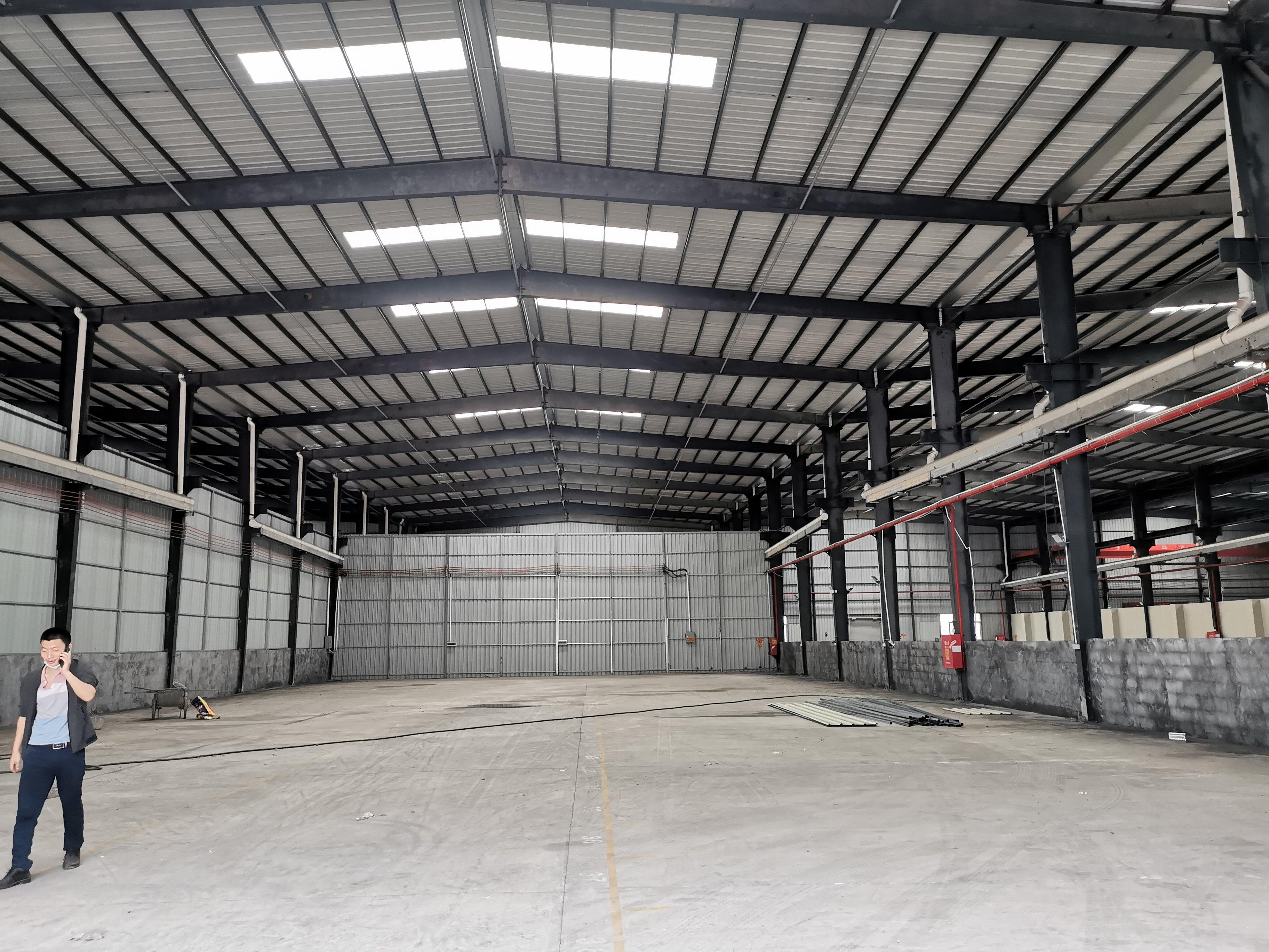 三水乐平小面积1860单层厂房可挂吊机出租15元