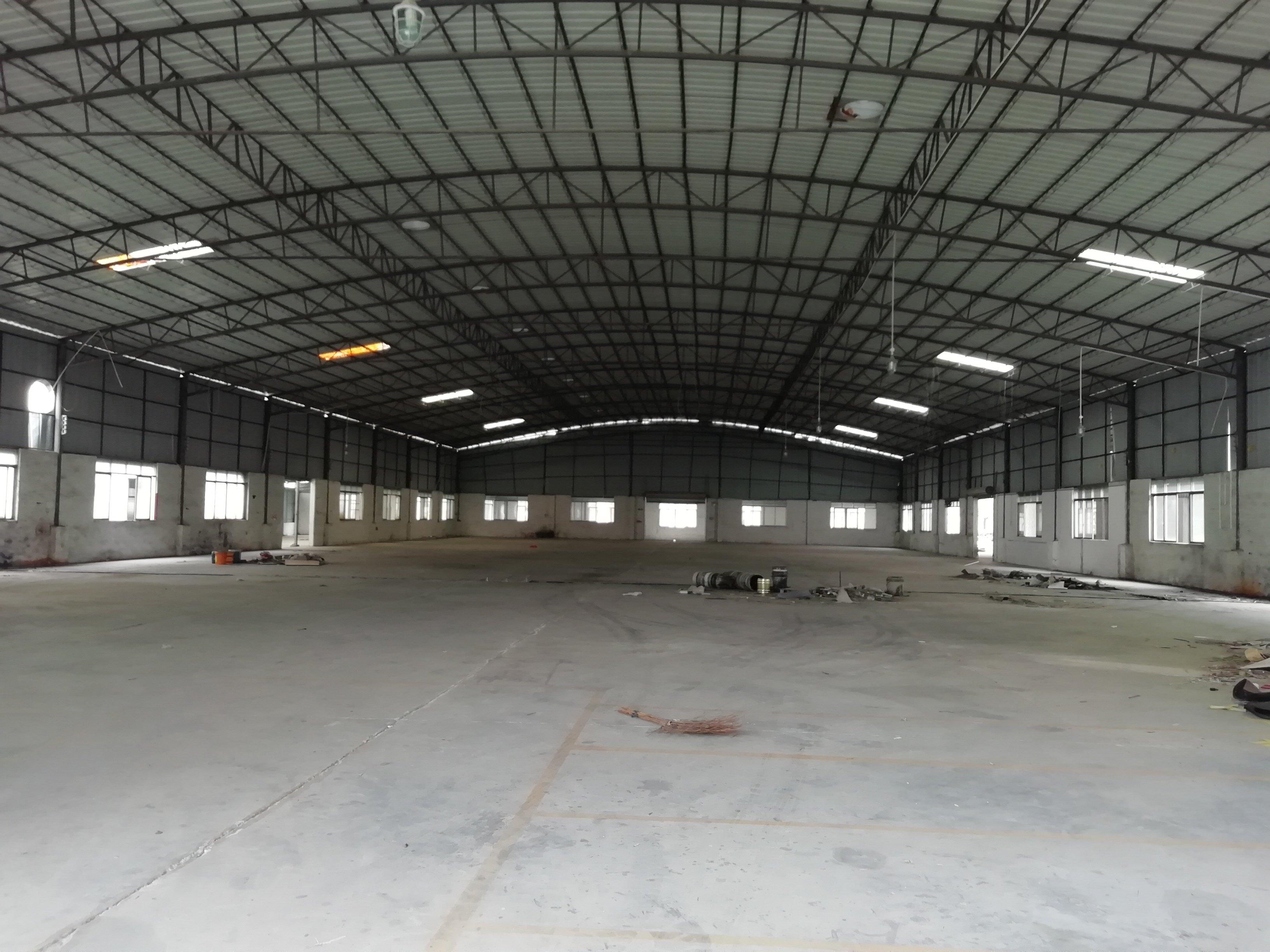 独院平仓位于江高沈海高速旁,空地大,滴水7米1000平起分租|白云仓库